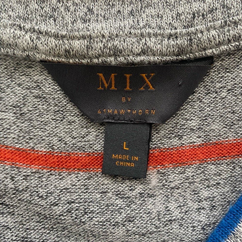 3/4 Sleeve Raglan Sleeve Top - Picture 3 of 4